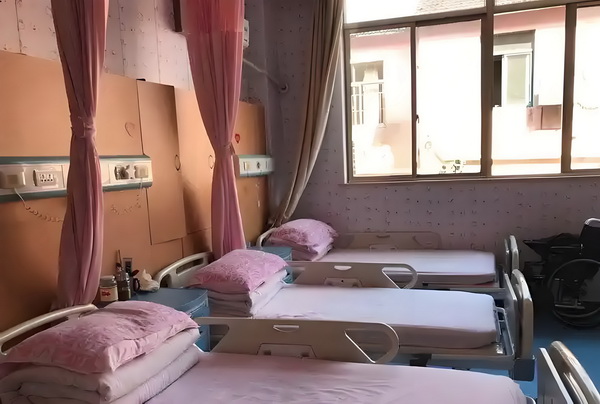 深户落户地址_丁子朗認TVB劇集的確開少咗，放眼世界：唔係淨係得敞台 丁子朗認T、环评等土地