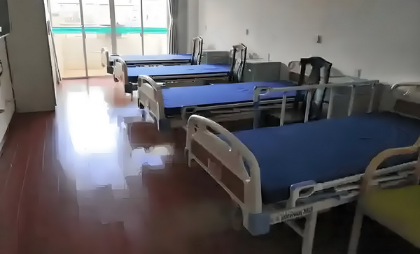 有大专文凭能入深圳户口吗_阿娇一个人独居北京3居室，自称比香港要便宜 全面养老放开服务市场